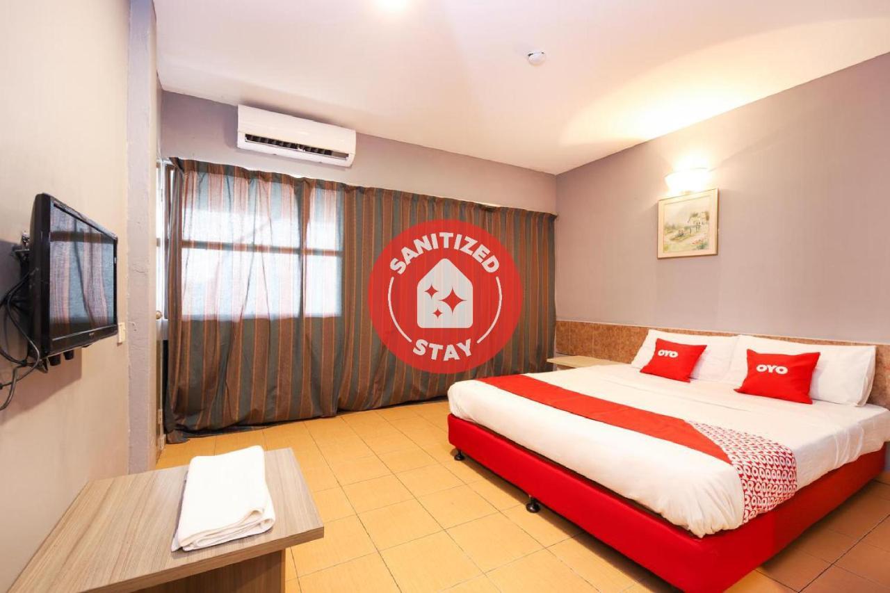 Oyo 89676 Hotel 22 Seremban Exterior photo