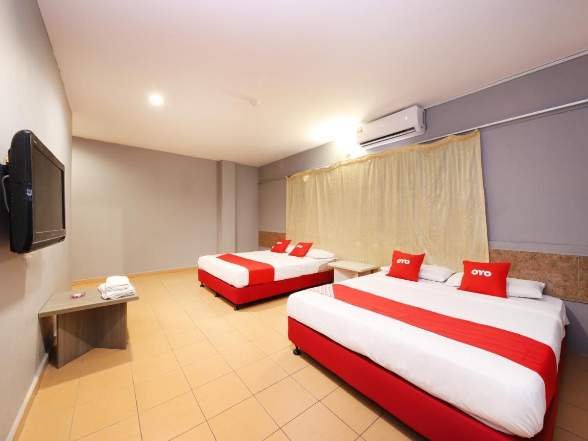 Oyo 89676 Hotel 22 Seremban Exterior photo