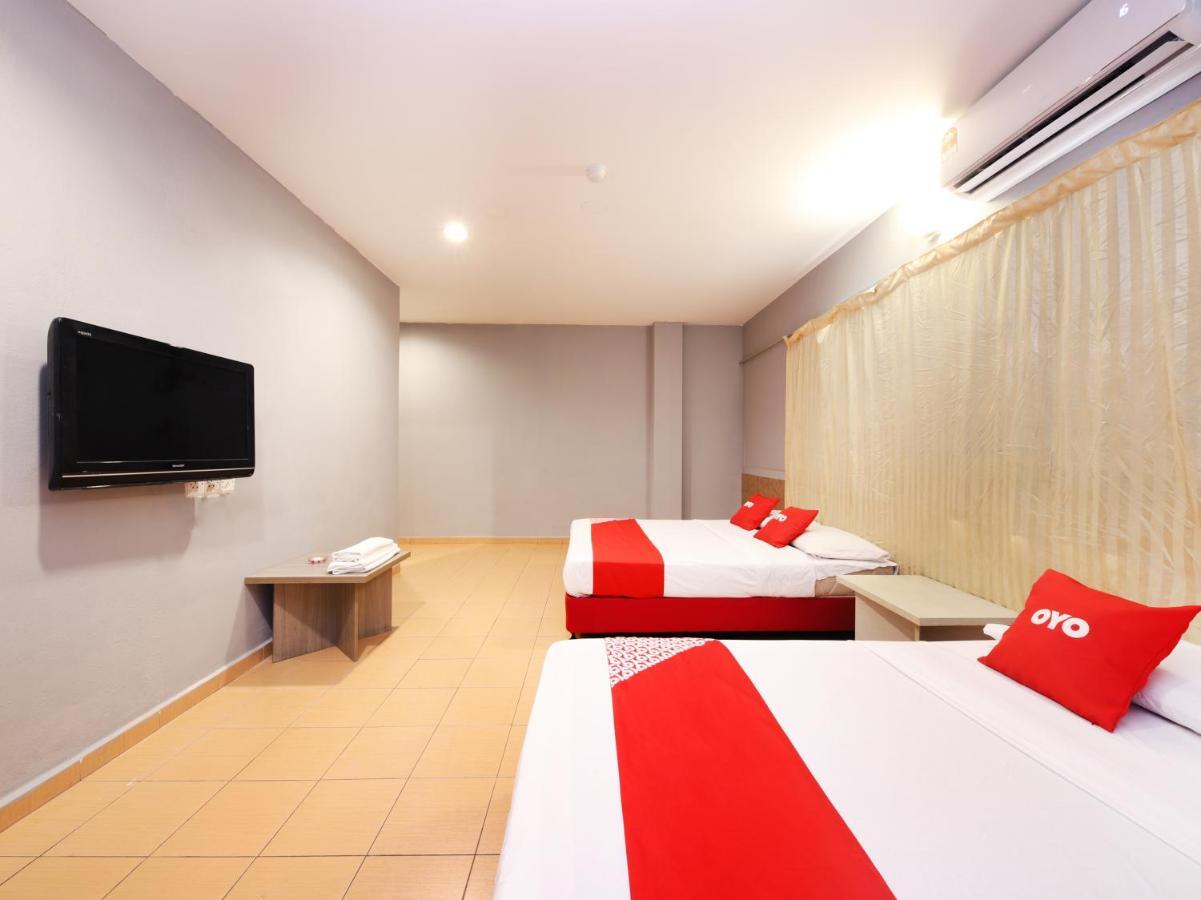 Oyo 89676 Hotel 22 Seremban Exterior photo